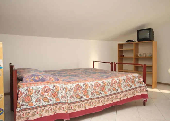 With A Parking Space - 7094 *