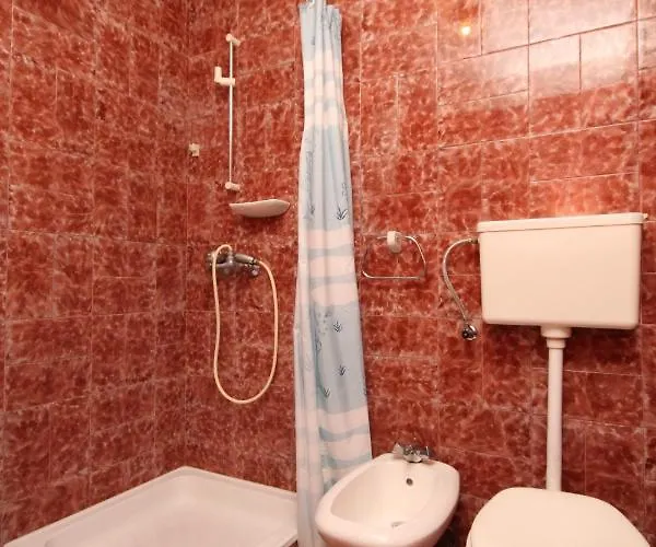 With A Parking Space - 7094