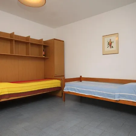 Appartamento With A Parking Space - 7094 *