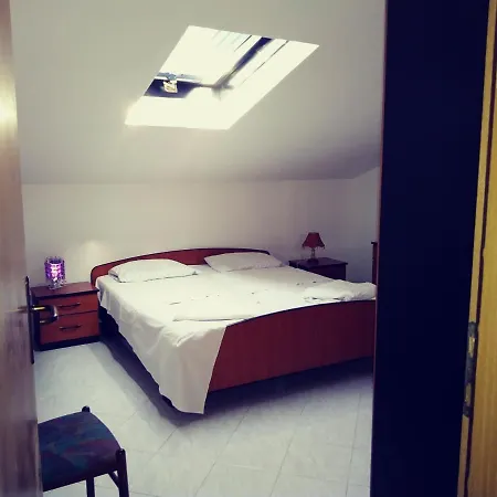 With A Parking Space - 7094 *