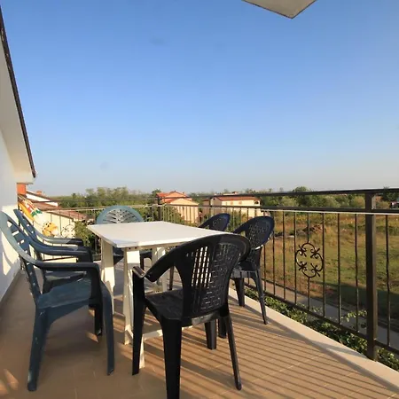 With A Parking Space - 7094 Appartamento Umago